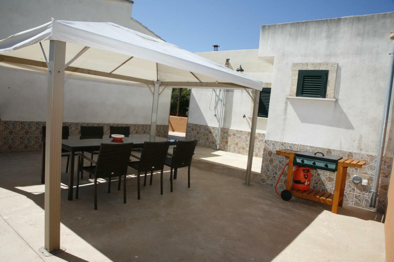 Lola Villa Sa Rapita Exterior photo
